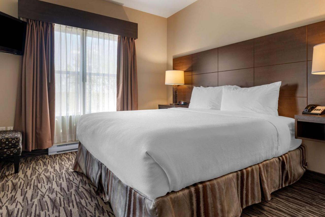 Best Western Plus Bridgewater Hotel & Convention Centre Exterior foto
