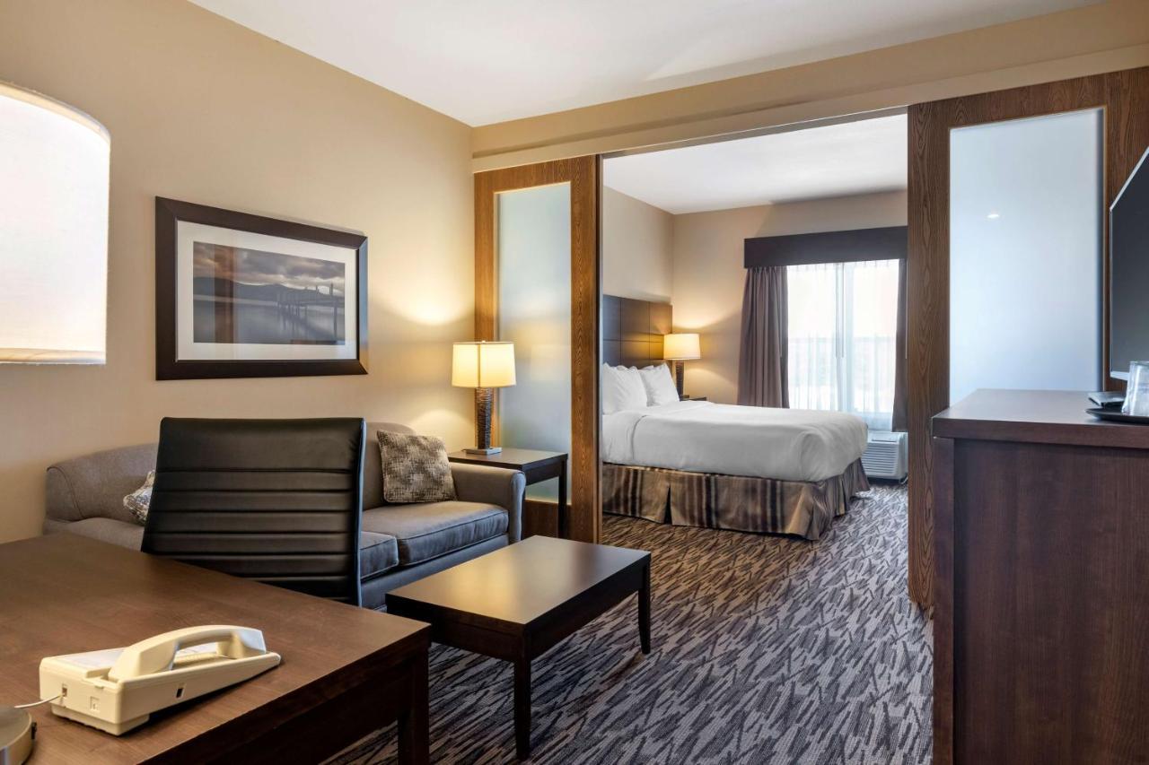 Best Western Plus Bridgewater Hotel & Convention Centre Exterior foto