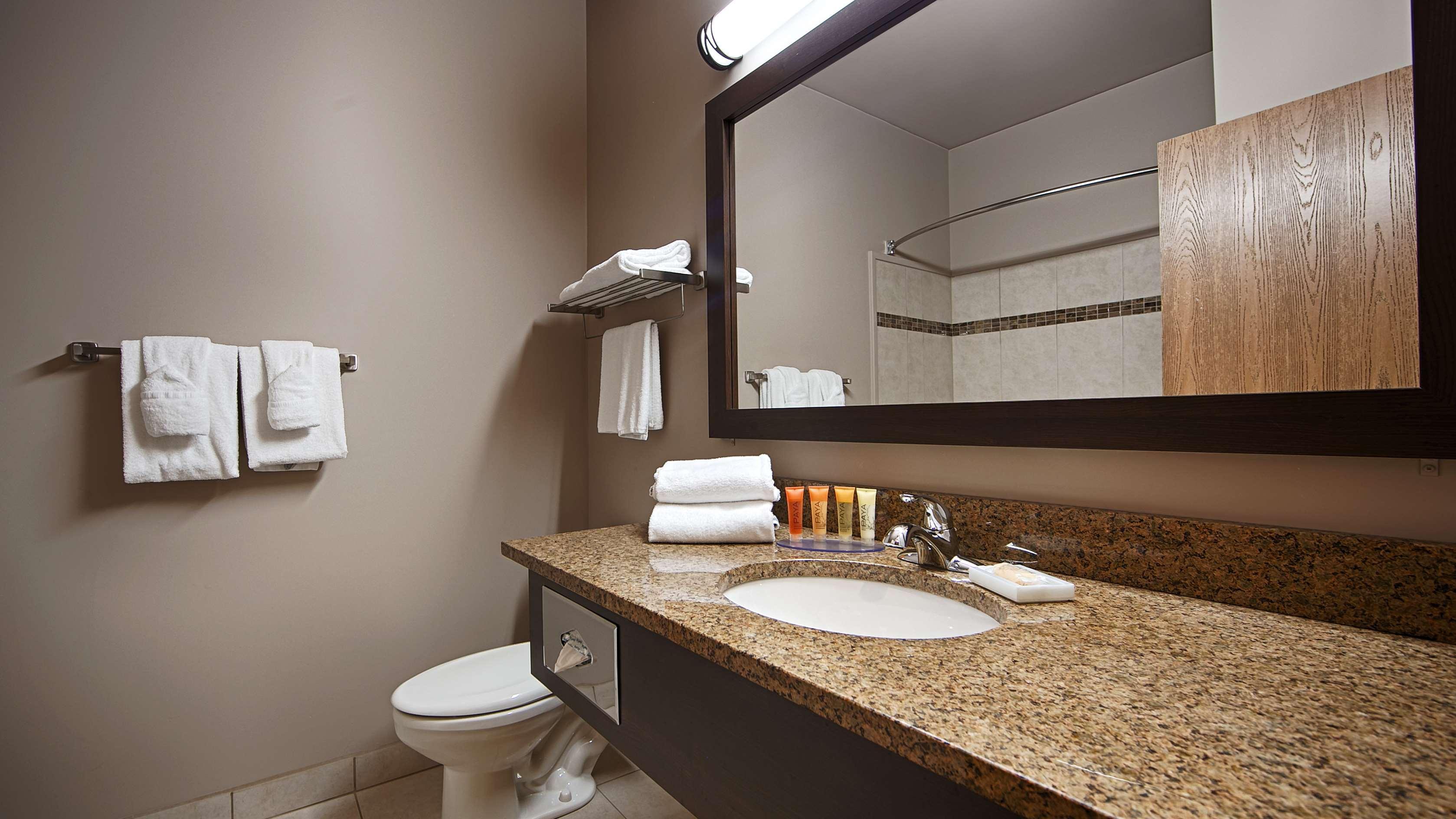 Best Western Plus Bridgewater Hotel & Convention Centre Exterior foto
